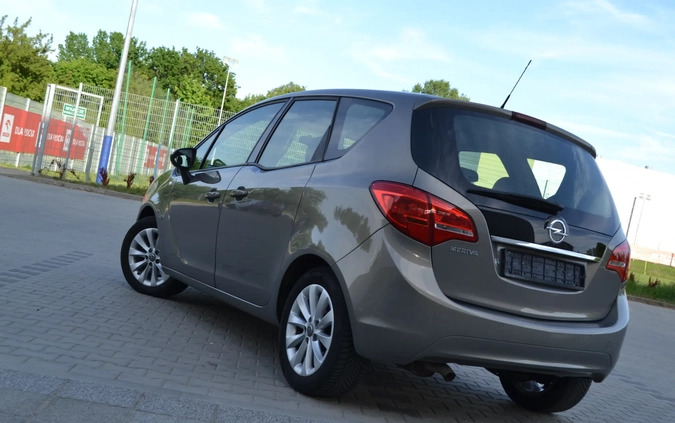 Opel Meriva cena 32900 przebieg: 179000, rok produkcji 2015 z Płock małe 596